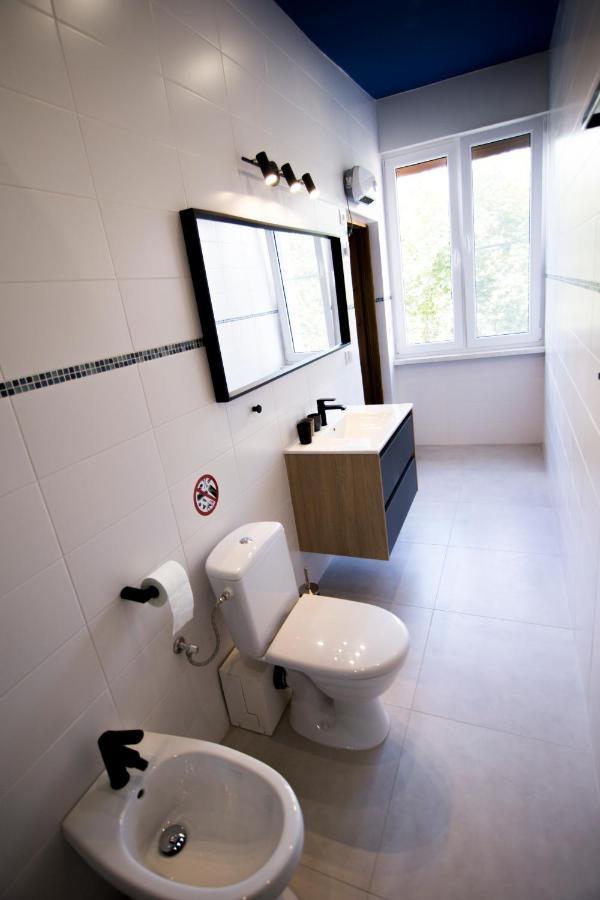 Luxurio Rooms With Baths Ливорно Экстерьер фото